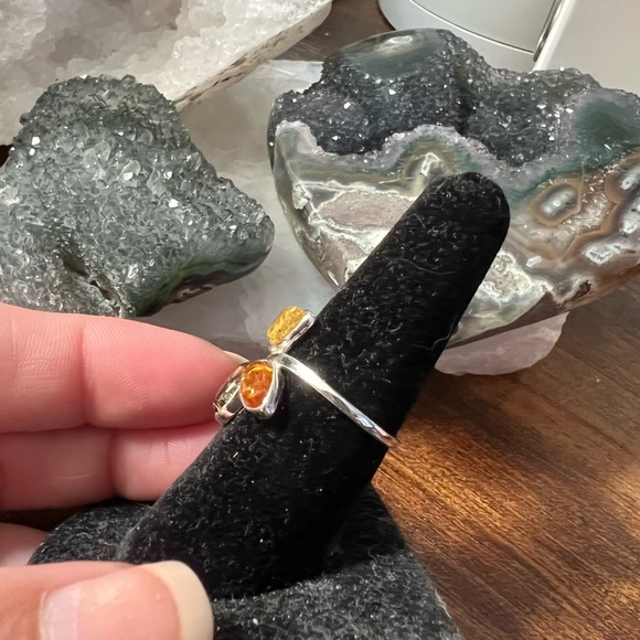 Brand new without tags. Elegant Multicolor Amber Ring Sz 7.5 - Picture 2 of 7